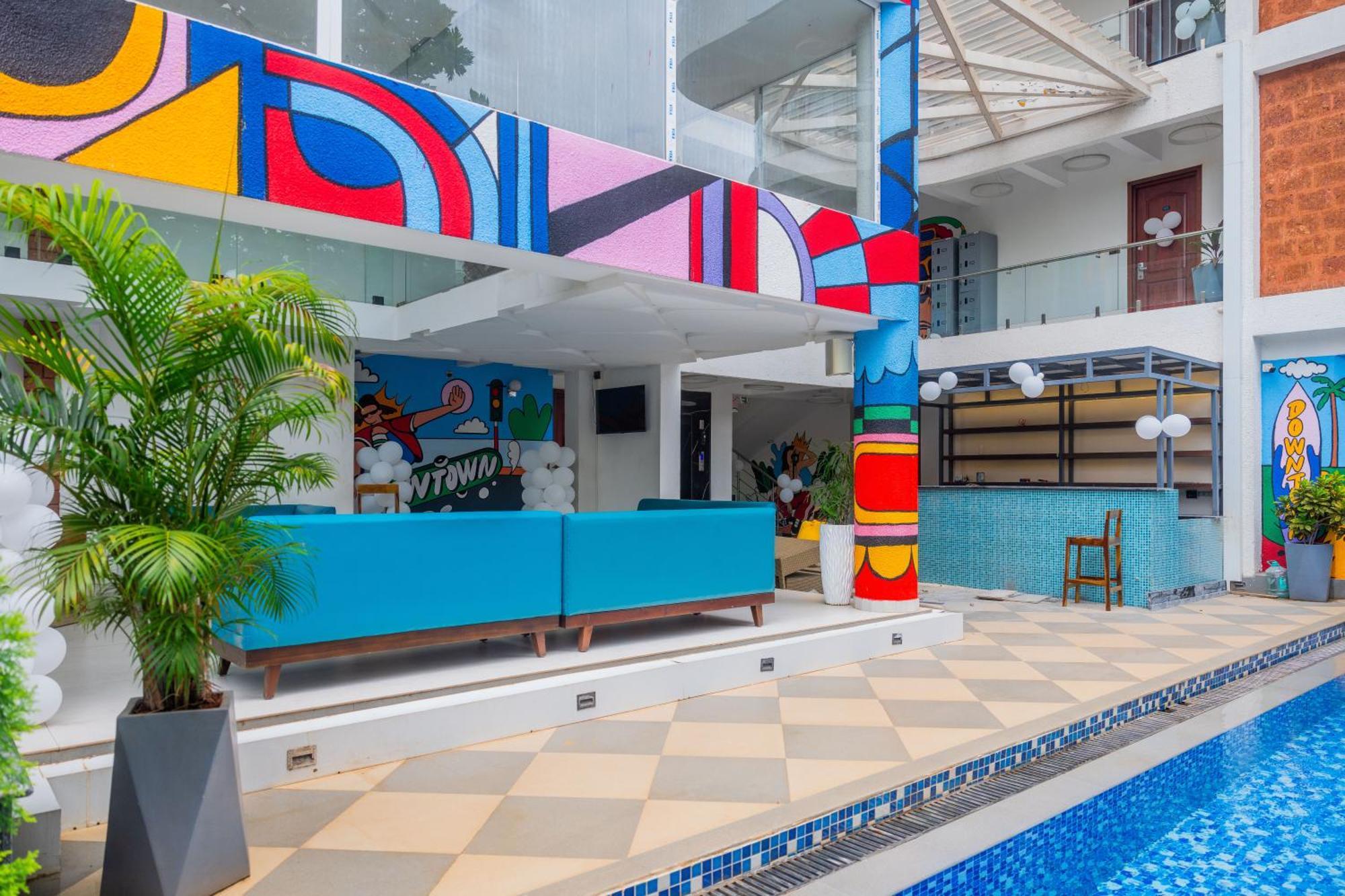 Downtown Hostels - Анджуна Екстериор снимка